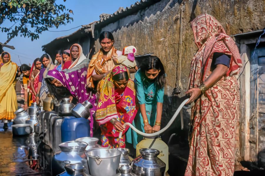 drinking water queue